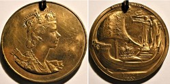 Elizabeth II - 1953 Coronation Medallion Ship - UK