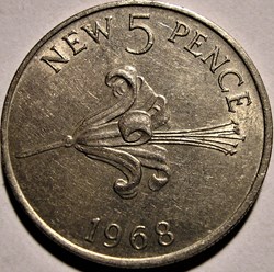 States of Guernsey - 5 New Pence 1968