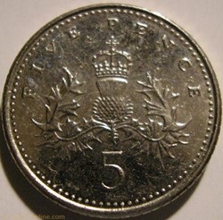 Elizabeth II - 5 Pence 2008 - UK