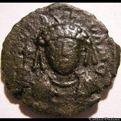 Phocas 602-610 AD. 20 Nummi - Rome Mint