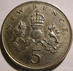 Elizabeth II - 5 New Pence 1968 - UK