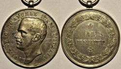 Medaglia italiana, Al Merito - Vittorio Emanuele III