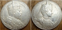 Edward VII & Alexandra - 1902 Coronation Medal - UK