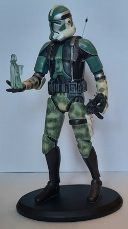 Commander Gree