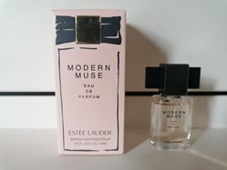 LAUDER ESTEE MODERN MUSE