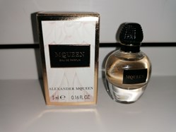 MQUEEN ALEXANDER MQUEEN