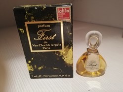 VAN CLEEF ET ARPELS FIRST