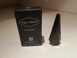 GIVENCHY ANGE OU DEMON ACCORD ILLICITE