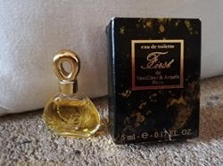 VAN CLEEF ET ARPELS FIRST