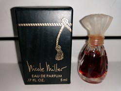 MILLER NICOLE