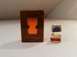 REVILLON QUATRE