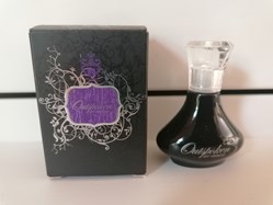 AVON OUTSPOKEN BY FERGIE