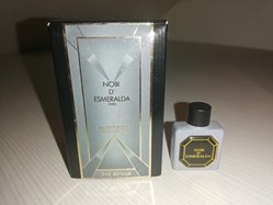 ESMERALDA NOIR D'ESMERALDA
