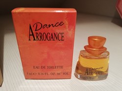 SCHIAPARELLI BENESSERE ET PIKENZ DANCE ARROGANCE