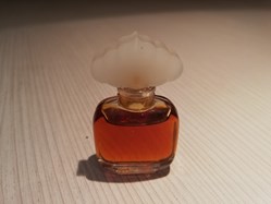LAUDER ESTEE CINNABAR