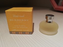 BURBERRY WEEK END