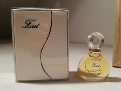 VAN CLEEF ET ARPELS FIRST
