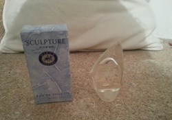 NIKOS PARFUM SCULPTURE