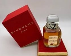GIVENCHY L'INTERDIT