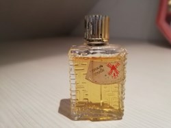 NEIJA MOULIN ROUGE