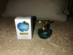 RICCI NINA LUNA