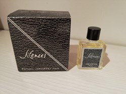 JACOMO SILENCES