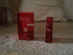 GIVENCHY ABSOLUTELY IRRESISTIBLE