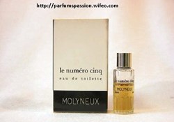 MOLYNEUX LE NUMERO CINQ