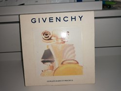GIVENCHY HUBERT DE ORGANZA
