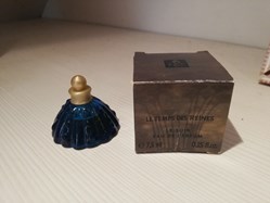 DERROISNE ISABELLE/ LE MONDE EN PARFUMS LE TEMPS DES REINES LE SOIR