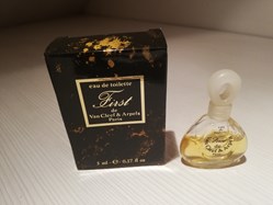 VAN CLEEF ET ARPELS FIRST