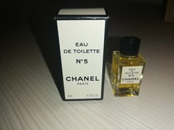 CHANEL N°5