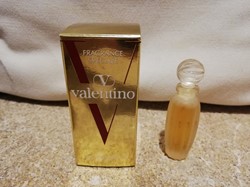 VALENTINO V