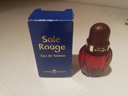 AVON SOIE ROUGE