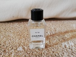 CHANEL N°18