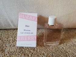 BURBERRY HER BLOSSOM