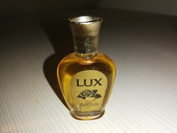 LUX LUX