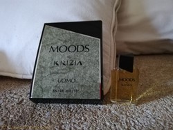 KRIZIA MOODS