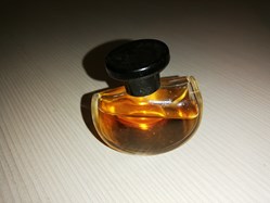 NON IDENTIFIE