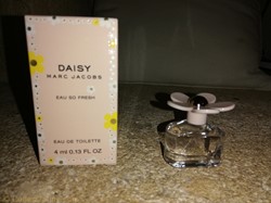 JACOBS MARC DAISY EAU SO FRESH
