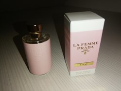 PRADA	LA FEMME L'EAU