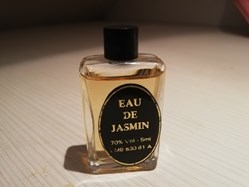 NON IDENTIFIE EAU DE JASMIN