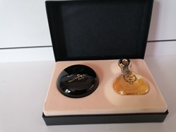 VAN CLEEF & ARPELS FIRST
