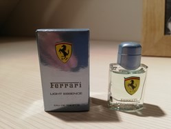 FERRARI LIGHT ESSENCE