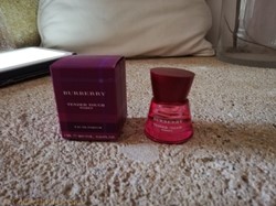 BURBERRY TENDER TOUCH
