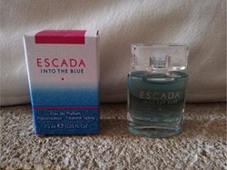 ESCADA INTO THE BLUE