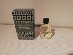 GIVENCHY EAU DE VETIVER