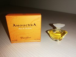 REVILLON ANOUCHKA