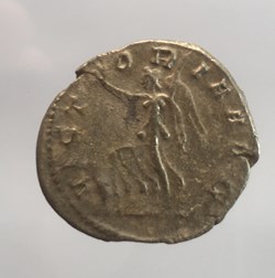 EG 011 - Antoninien de Postume - VICTORIA AVG