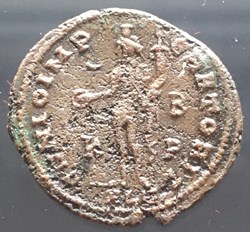 Follis de Maximin II Daia - GENIO IMPERATORIS / CROISSANT / K / B P / ALE